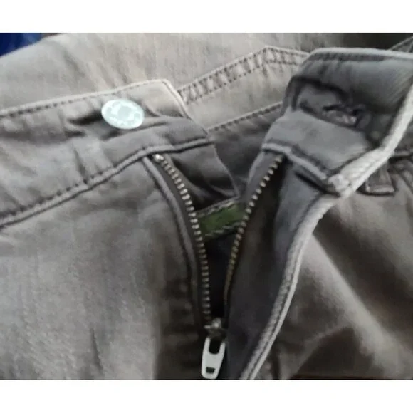 Anthropologie Pilcro The Borrowed Boyfriend Jeans Sz 32 Gray Distressed NWOT - Picture 8 of 14